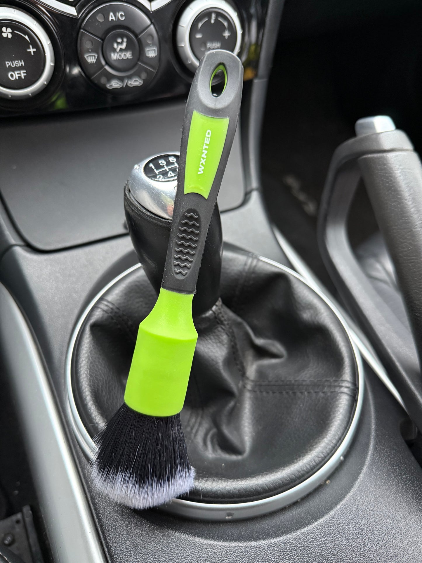 Detail Brush